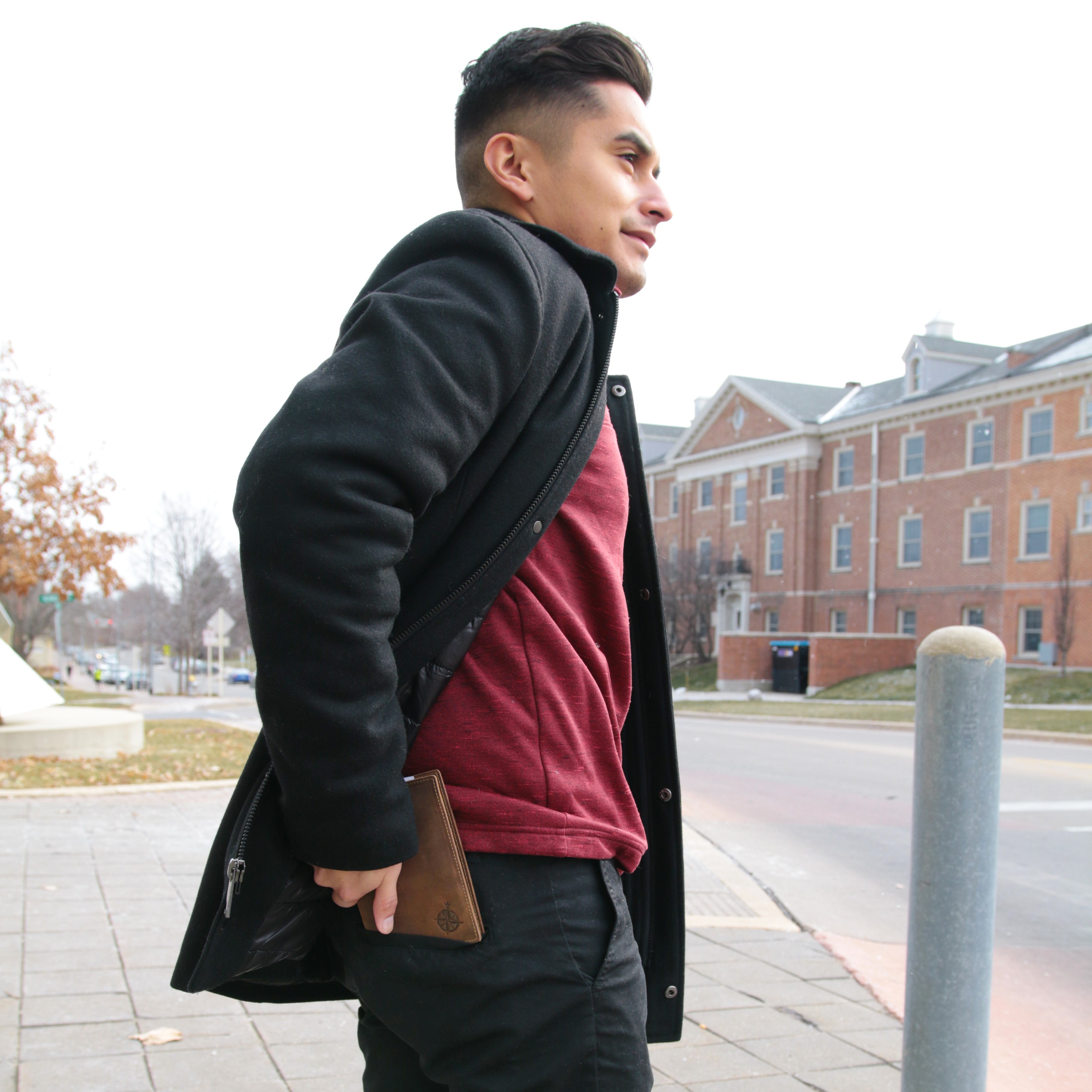 The Travel Wallet: Five Seriously Good Reasons You Should Get One